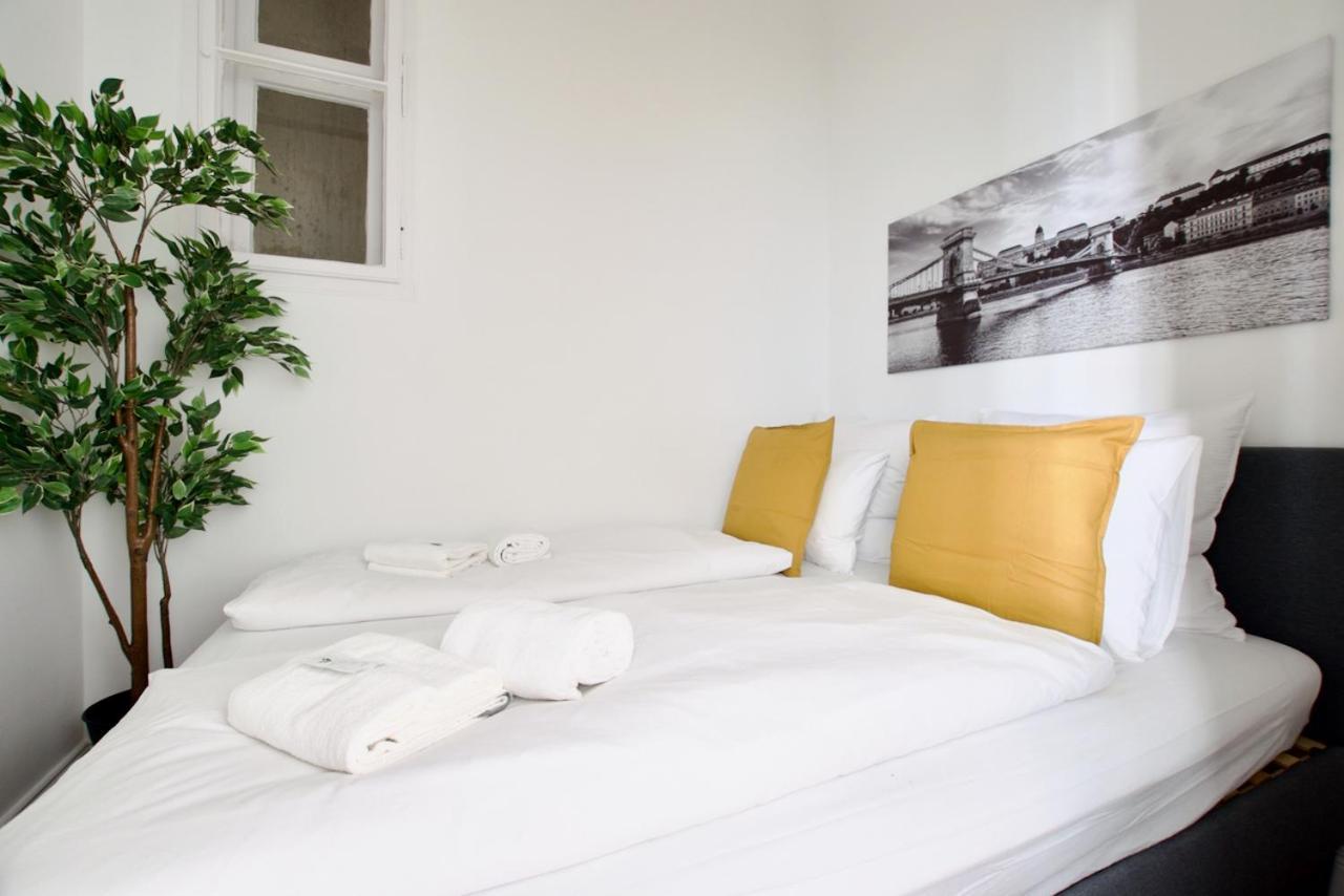בודפשט Premium Apartment By Hi5- Brody Street מראה חיצוני תמונה