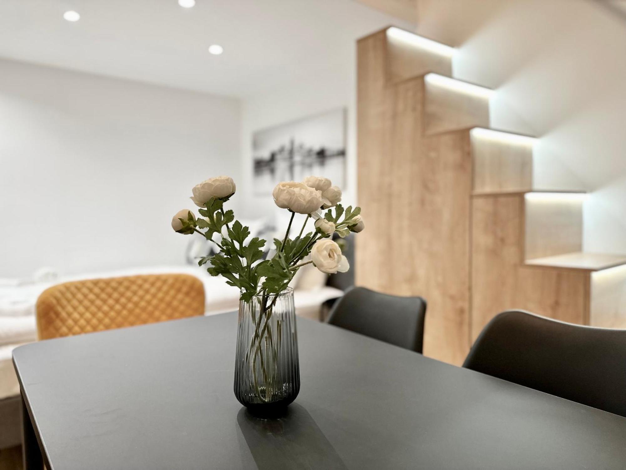 בודפשט Premium Apartment By Hi5- Brody Street מראה חיצוני תמונה