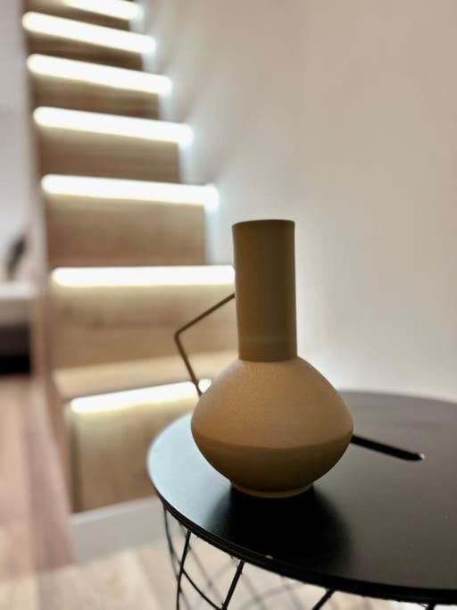 בודפשט Premium Apartment By Hi5- Brody Street מראה חיצוני תמונה